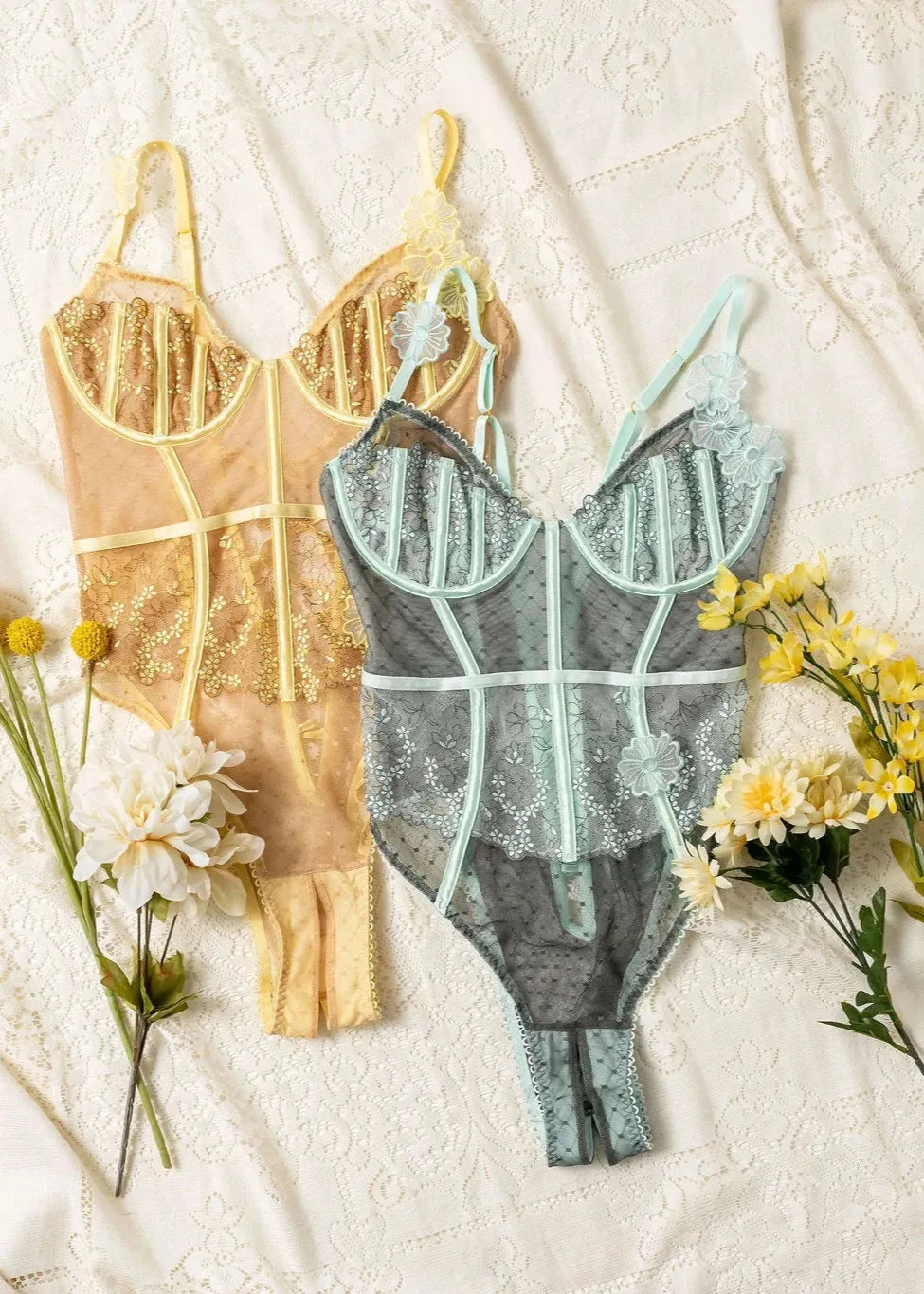 Embroidered Appliqu Crotchless Teddy - Lemon Chiffon