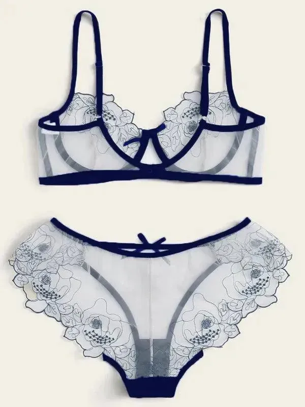 Sexy Lingerie Love Three-Point Bralette Set