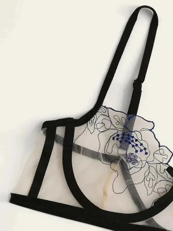 Sexy Lingerie Love Three-Point Bralette Set